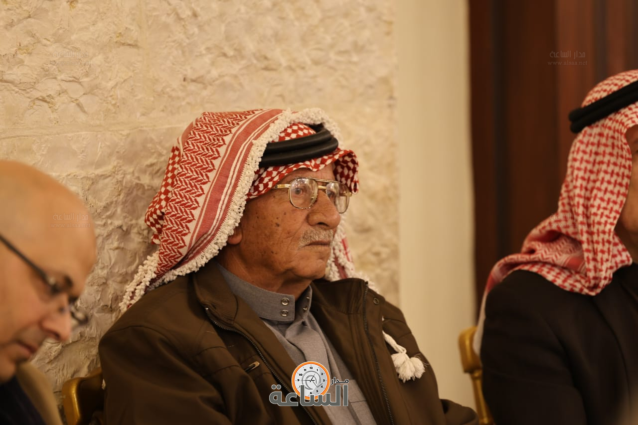 Madar Al-Saa Images 0.42205348592593017