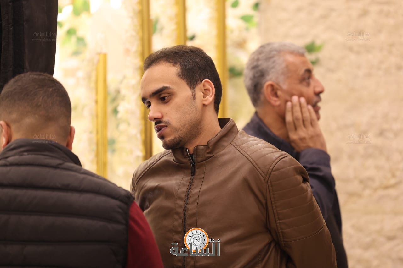 Madar Al-Saa Images 0.18563330777046483