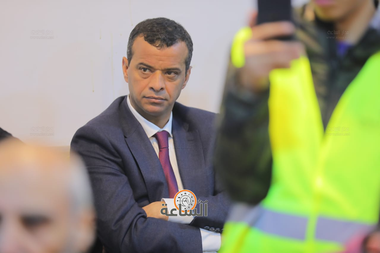 Madar Al-Saa Images 0.14376654477198225