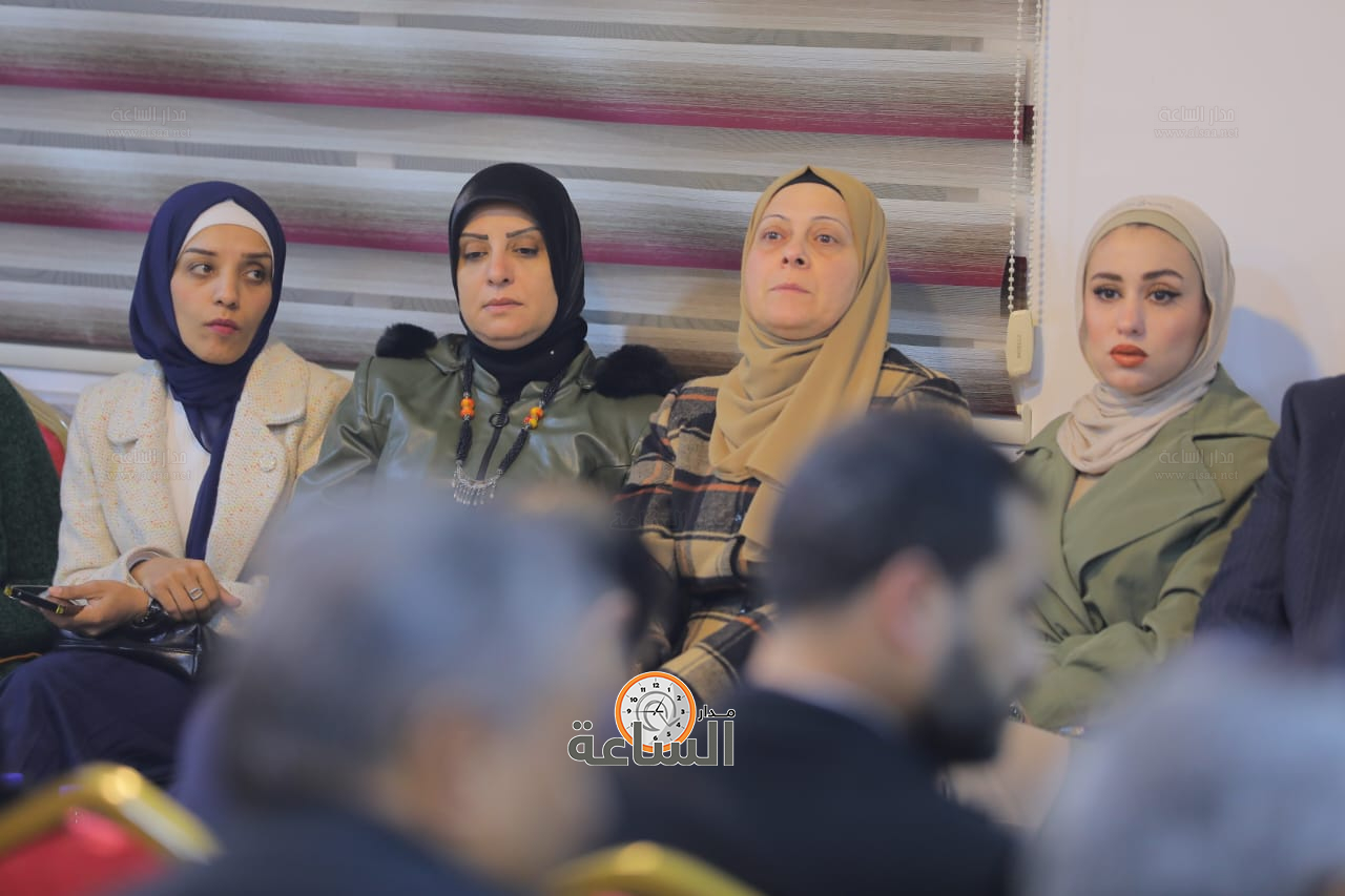 Madar Al-Saa Images 0.47147543496127264