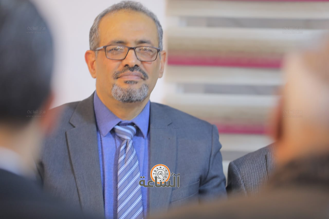 Madar Al-Saa Images 0.06351168235735472