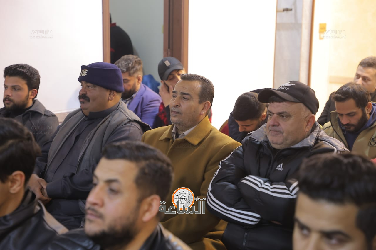 Madar Al-Saa Images 0.4153077350390111