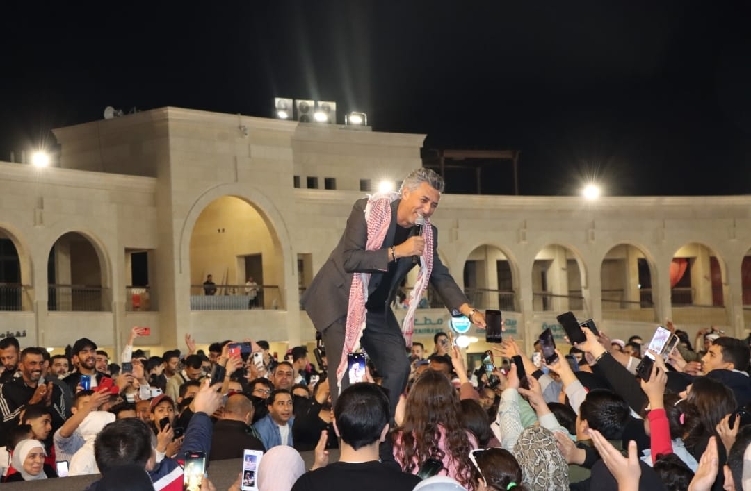 Madar Al-Saa Images 0.9947937698019427