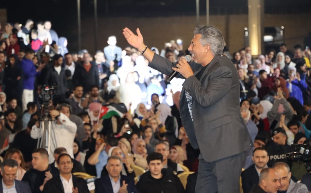 Madar Al-Saa Images 0.852755622448224