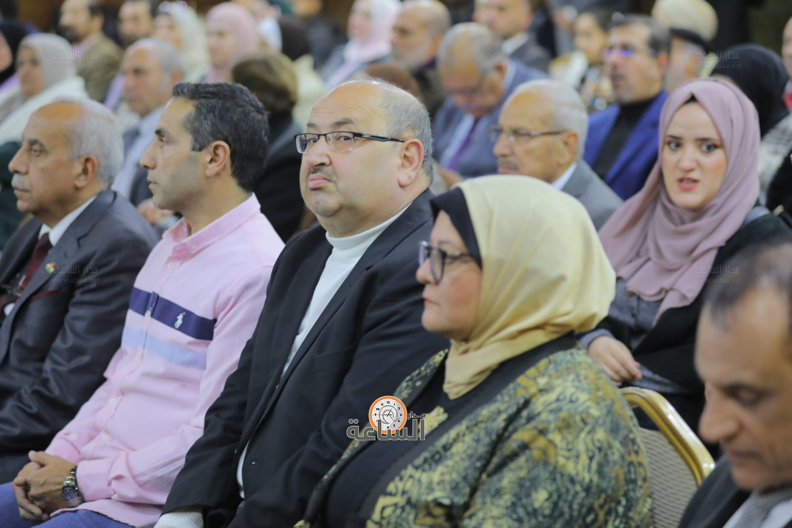 Madar Al-Saa Images 0.4051307209300046