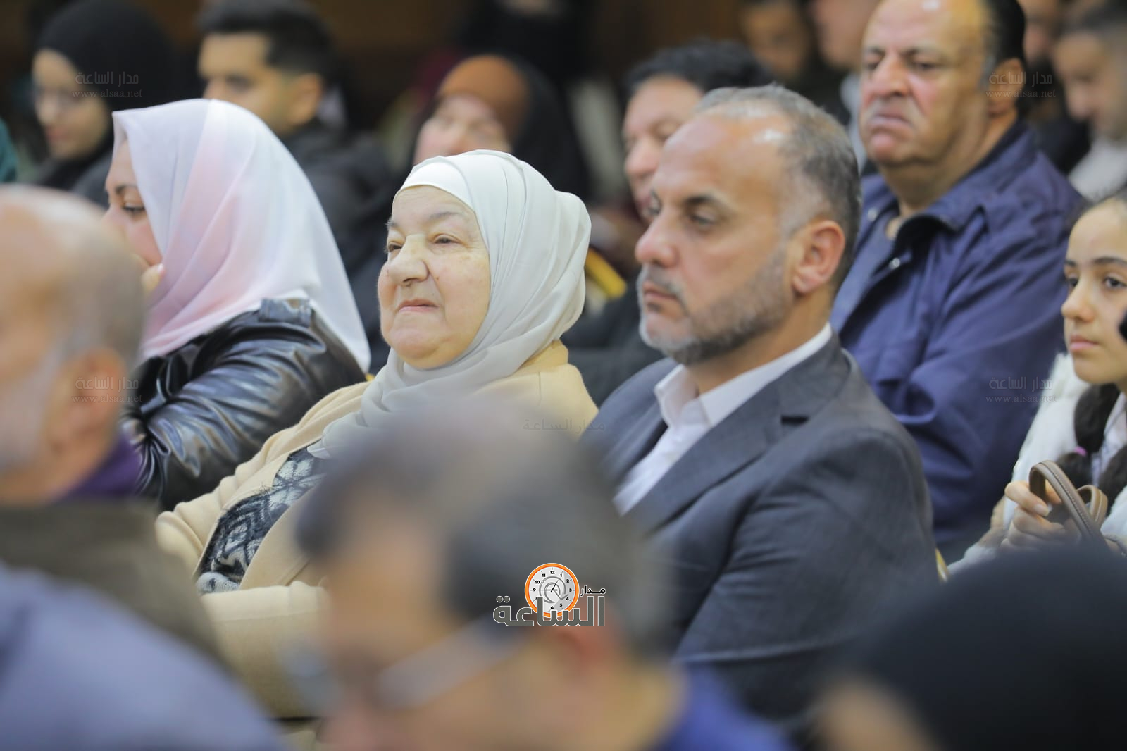 Madar Al-Saa Images 0.4689582886646202