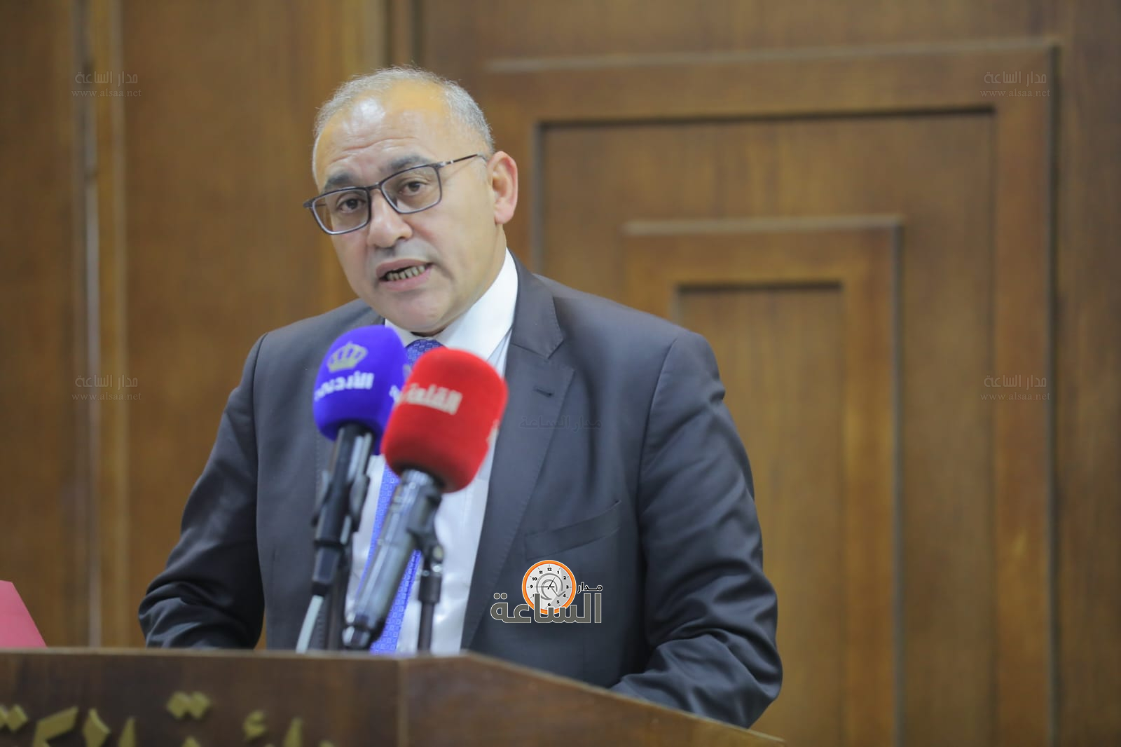 Madar Al-Saa Images 0.42096540928808435