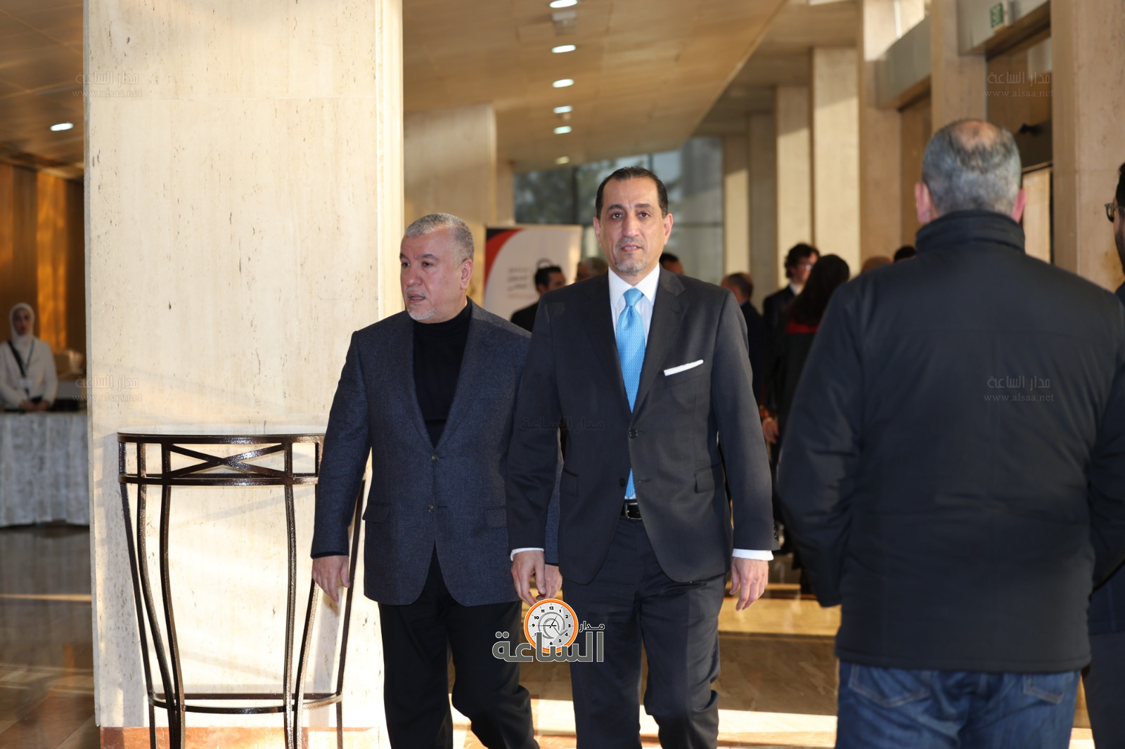 Madar Al-Saa Images 0.7616212632221397