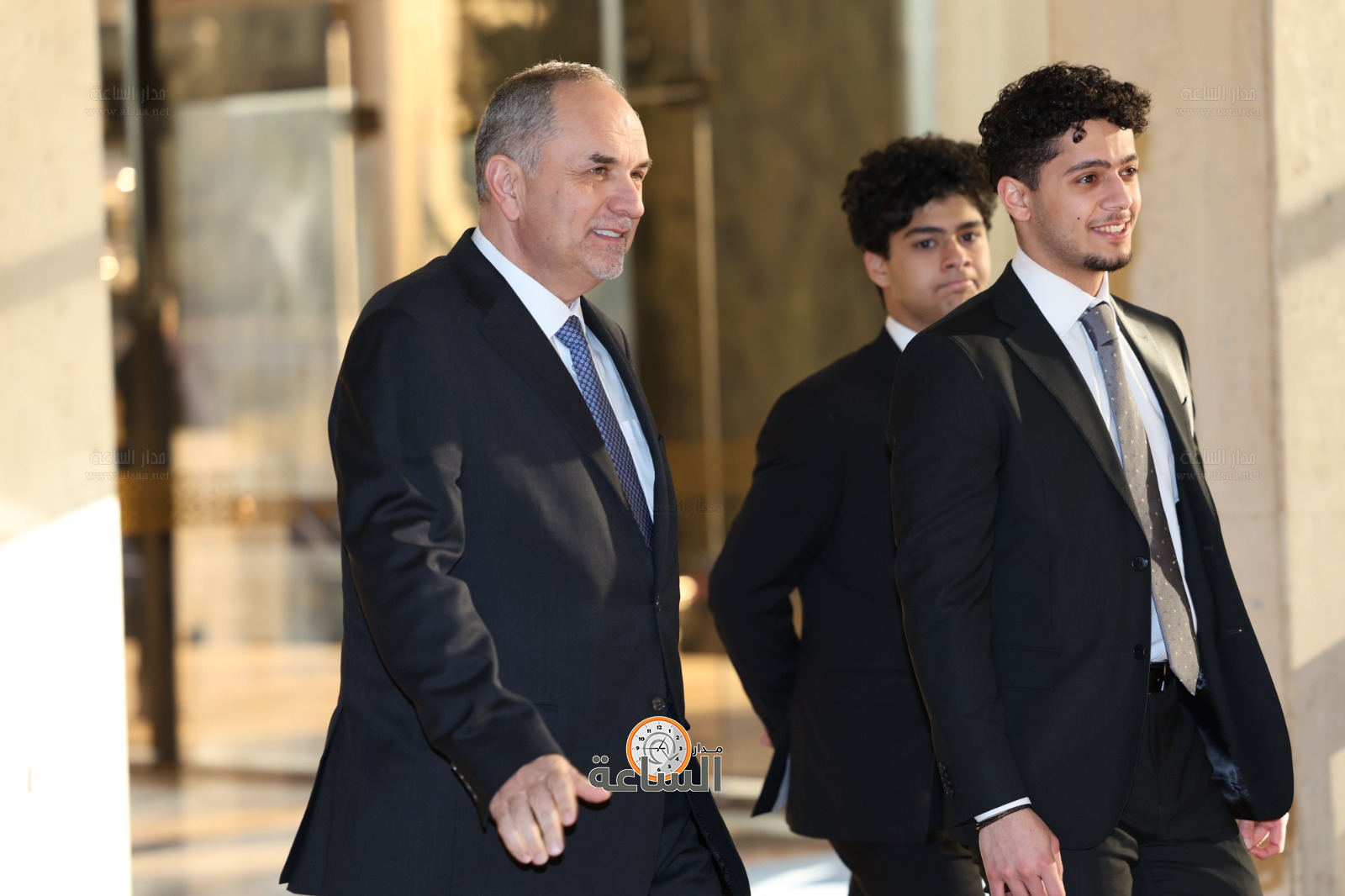 Madar Al-Saa Images 0.513713326646055