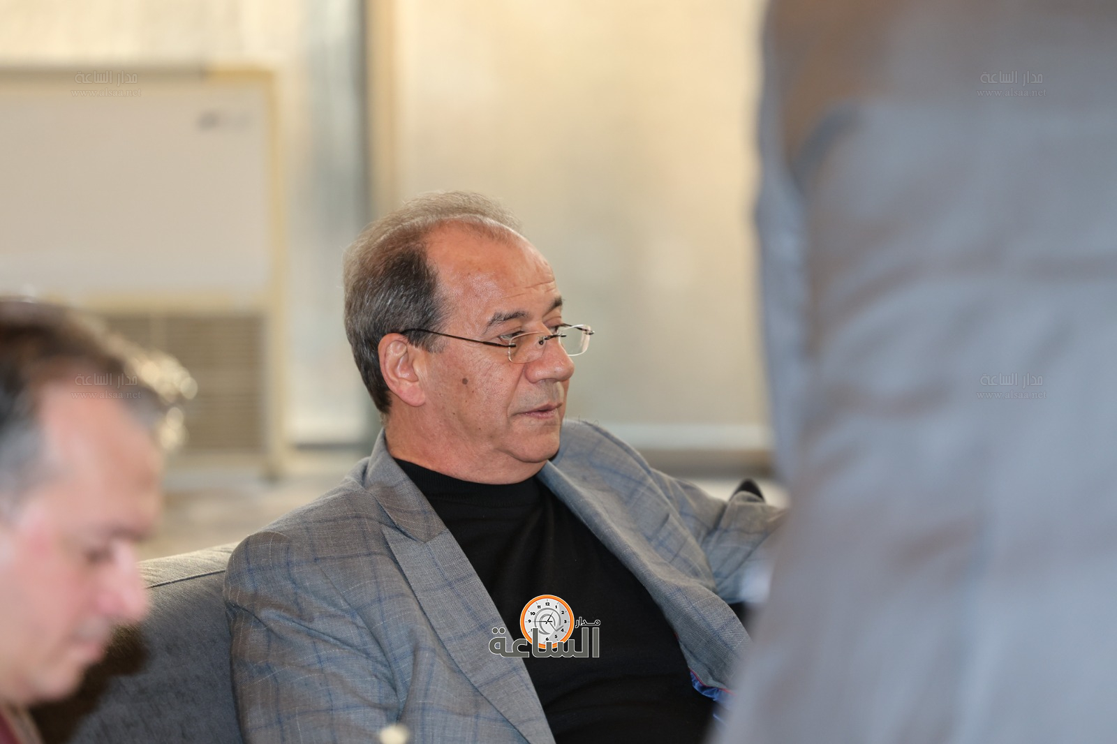 Madar Al-Saa Images 0.41154705464206054