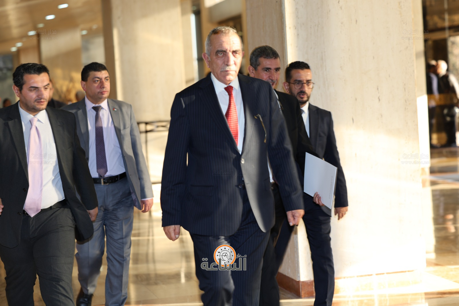 Madar Al-Saa Images 0.36985497407138923