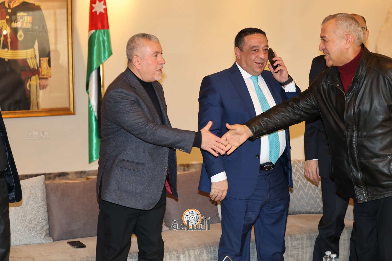 Madar Al-Saa Images 0.6603165238935635