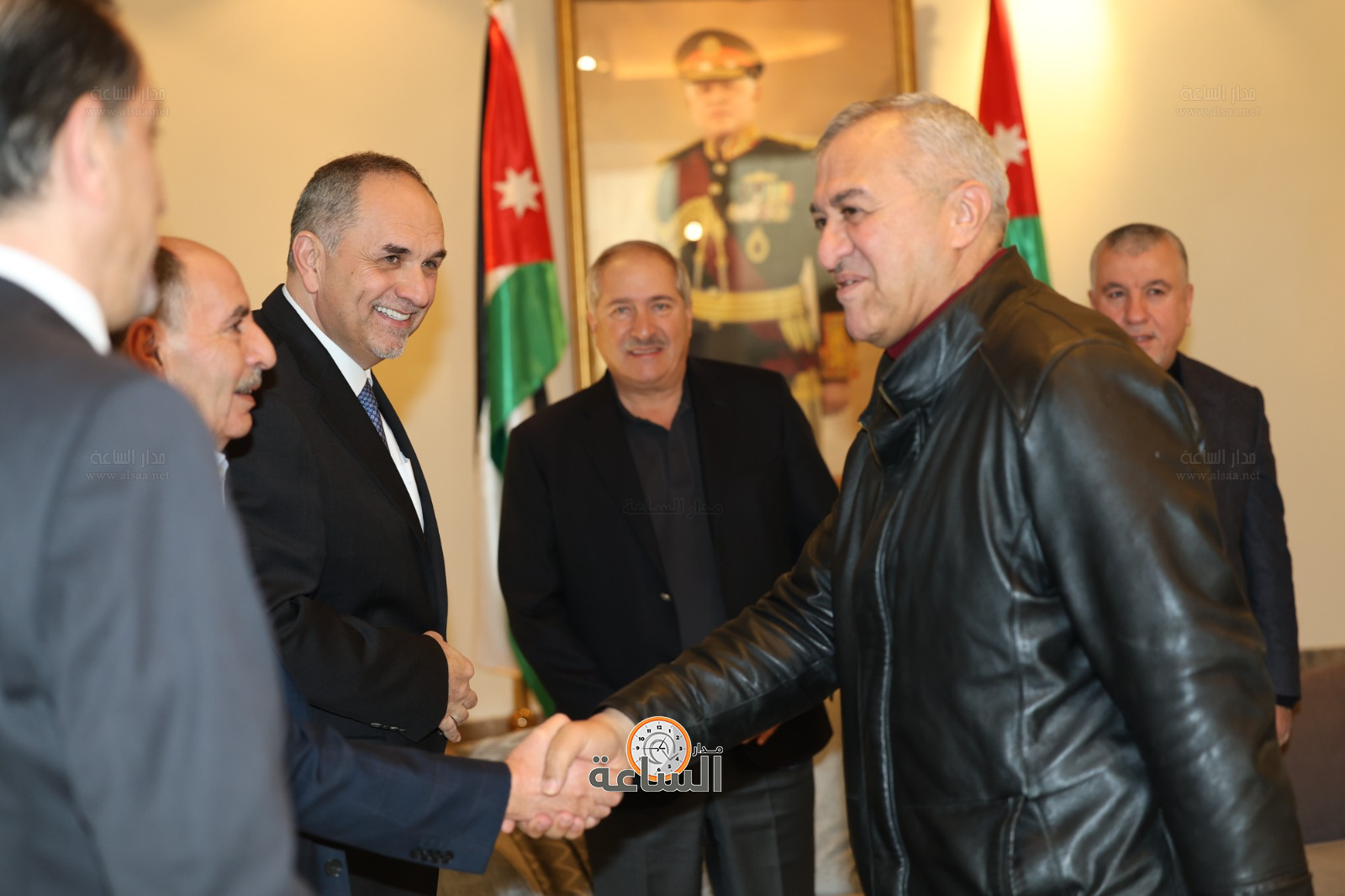 Madar Al-Saa Images 0.8244873444083609