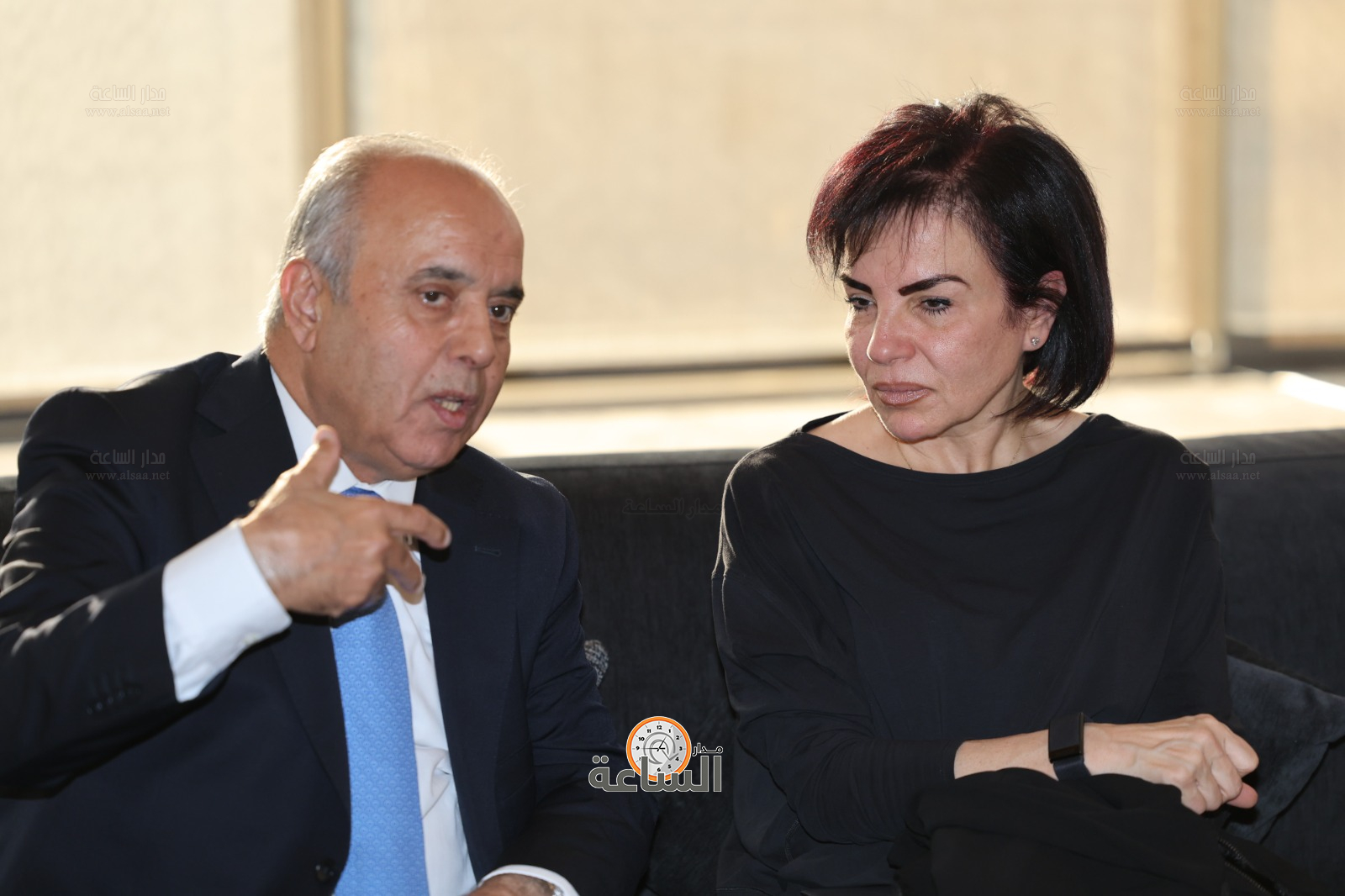 Madar Al-Saa Images 0.4844060867722002