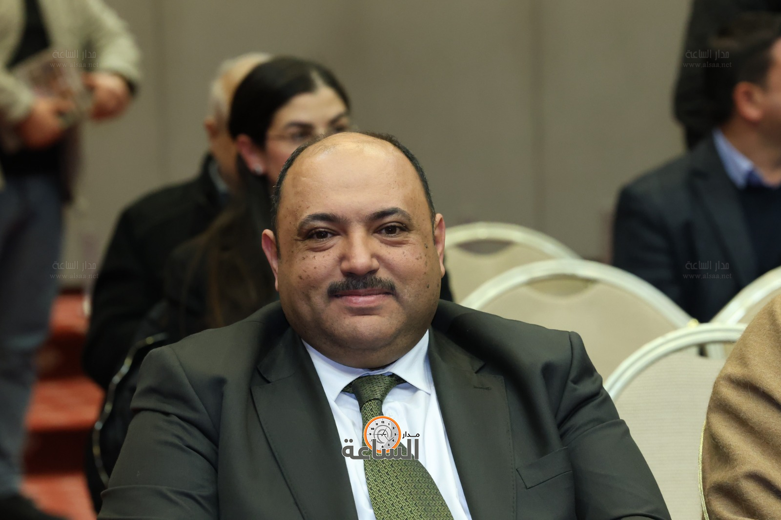 Madar Al-Saa Images 0.3955214690724922