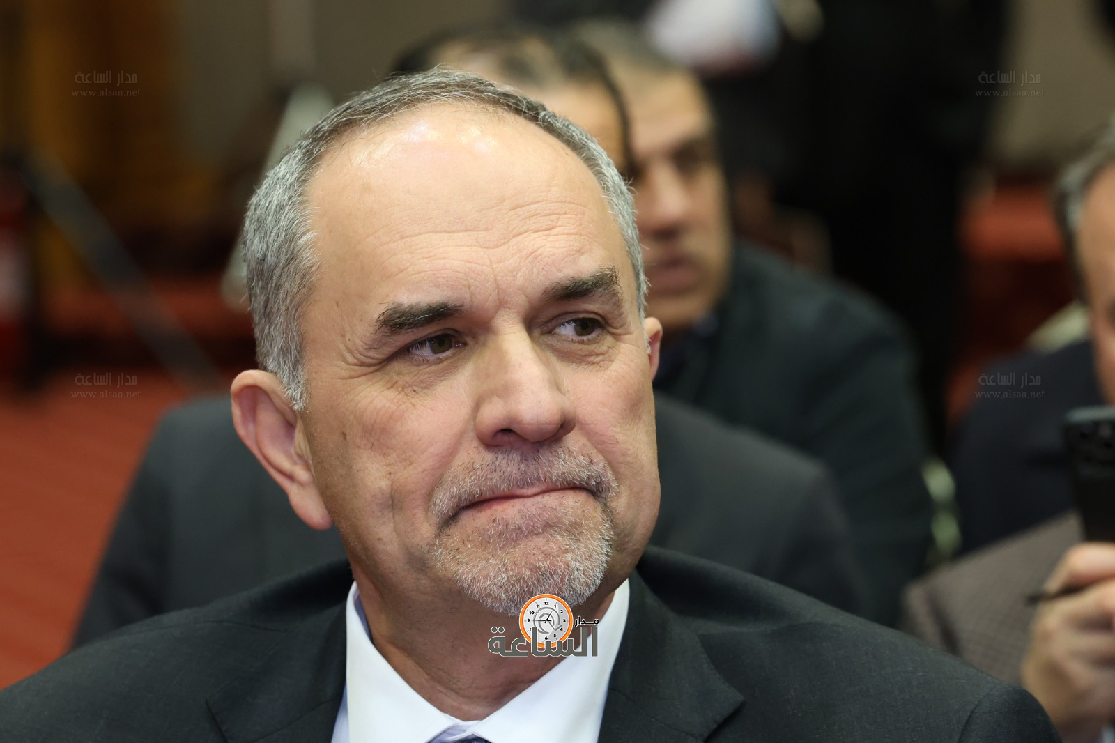 Madar Al-Saa Images 0.9755476784724924