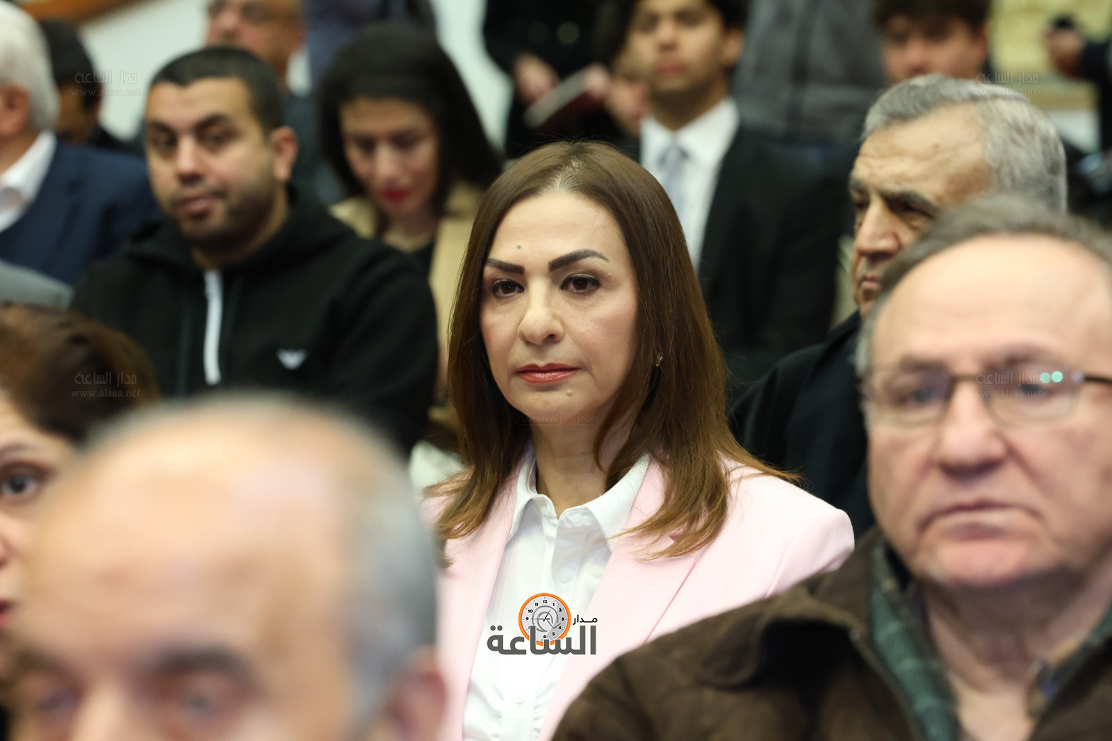 Madar Al-Saa Images 0.9312462789230513