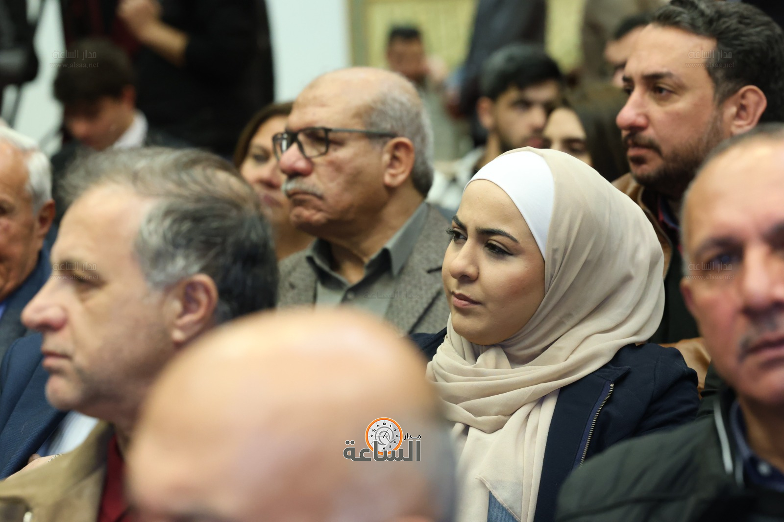 Madar Al-Saa Images 0.3909865716926406