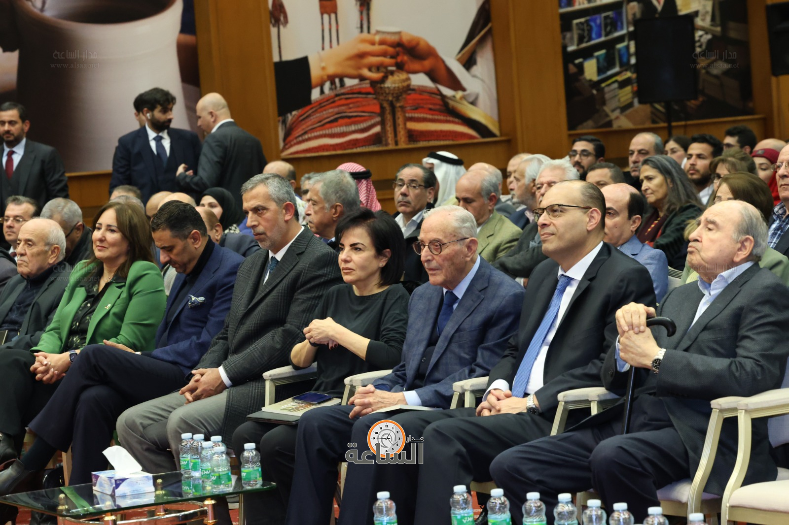 Madar Al-Saa Images 0.6362313317973731