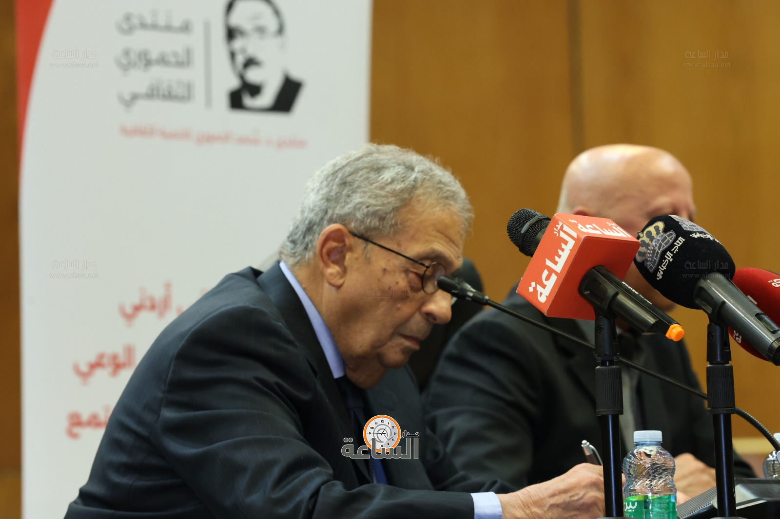 Madar Al-Saa Images 0.8871029291471157