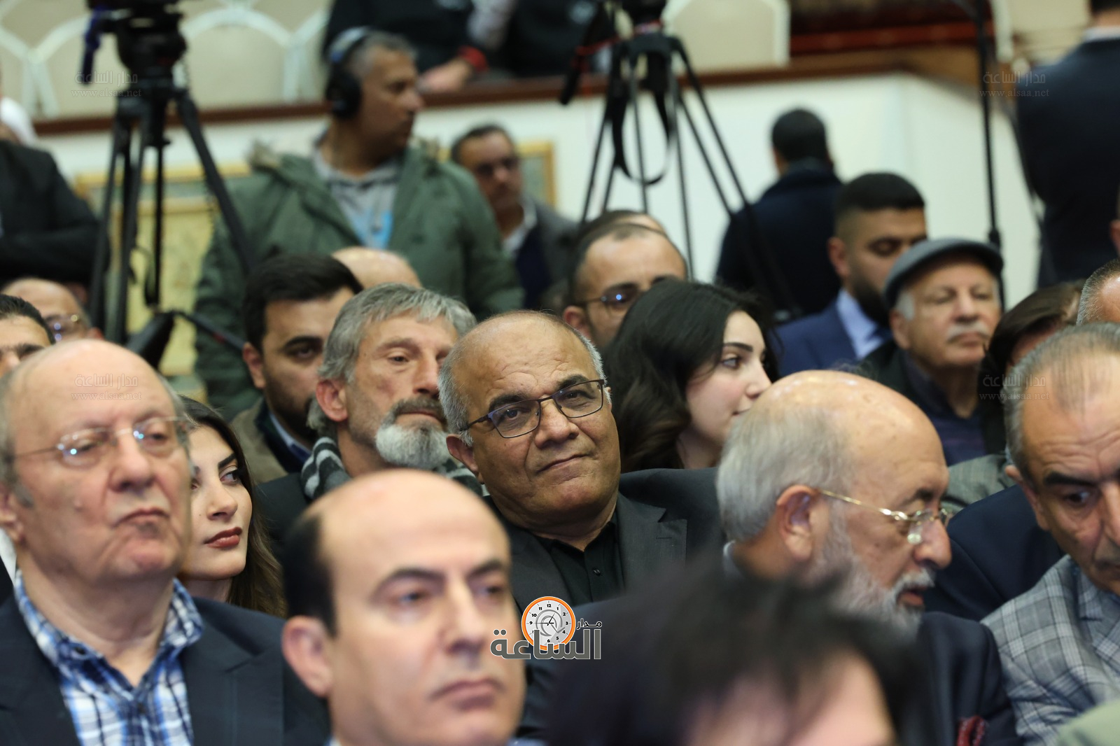 Madar Al-Saa Images 0.8535995968542227