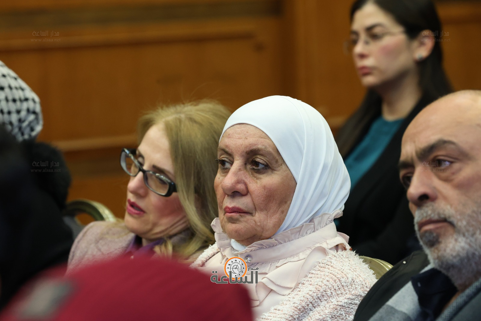 Madar Al-Saa Images 0.5984370417463818