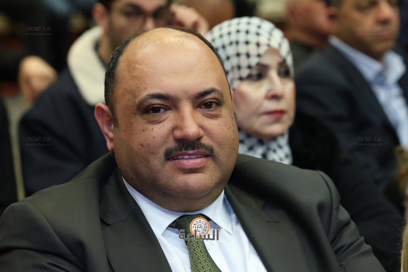 Madar Al-Saa Images 0.37336445146092534