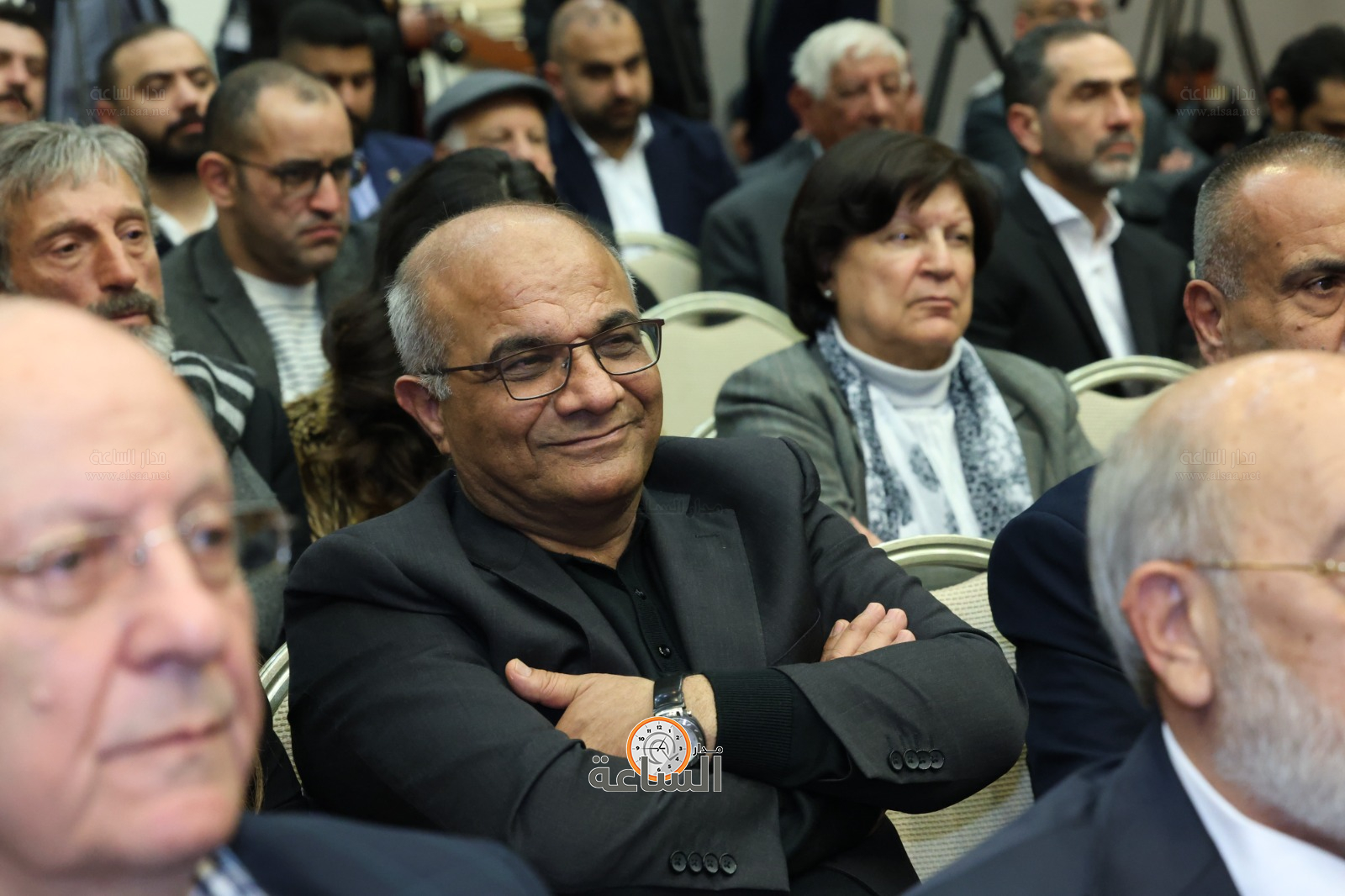 Madar Al-Saa Images 0.18524394687044587