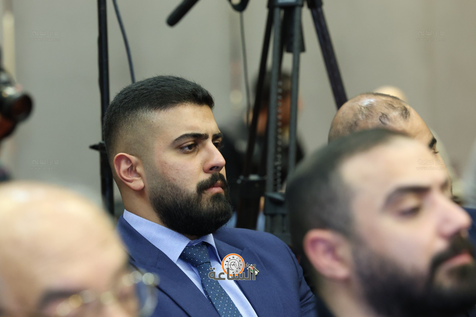 Madar Al-Saa Images 0.5371382113651764