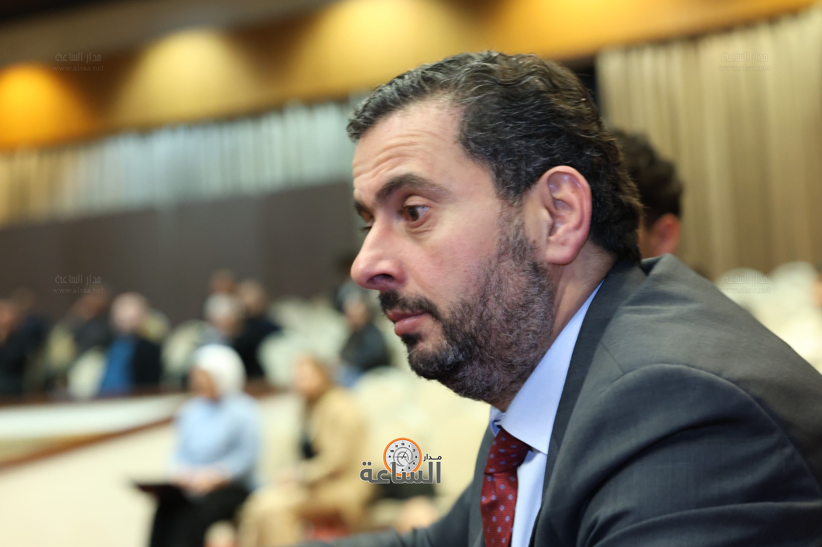 Madar Al-Saa Images 0.4048032439785785