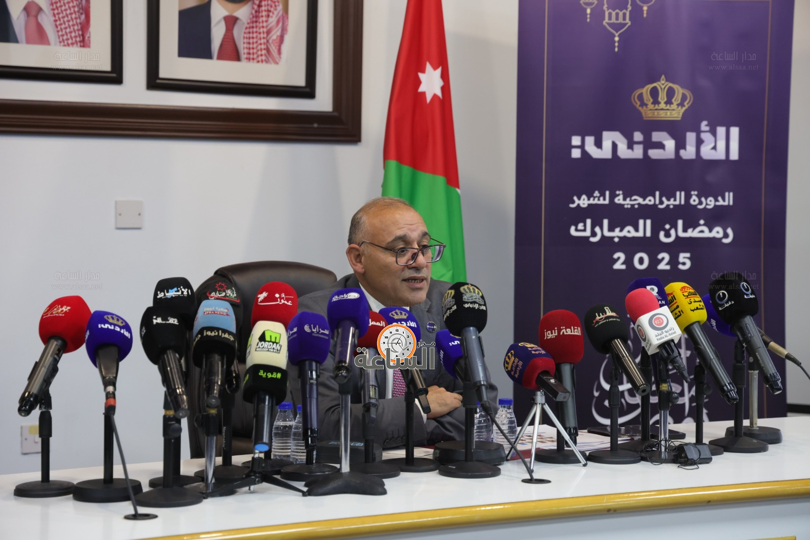 Madar Al-Saa Images 0.5811434185745918