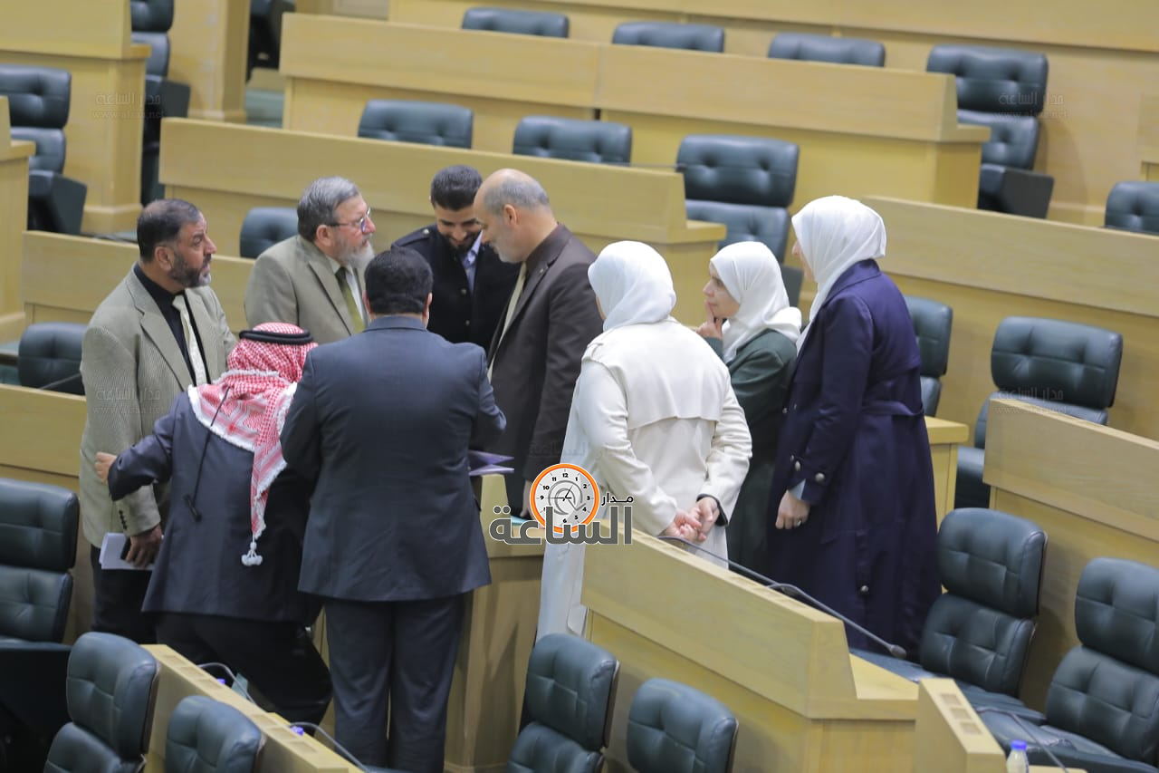 Madar Al-Saa Images 0.05245893931433354