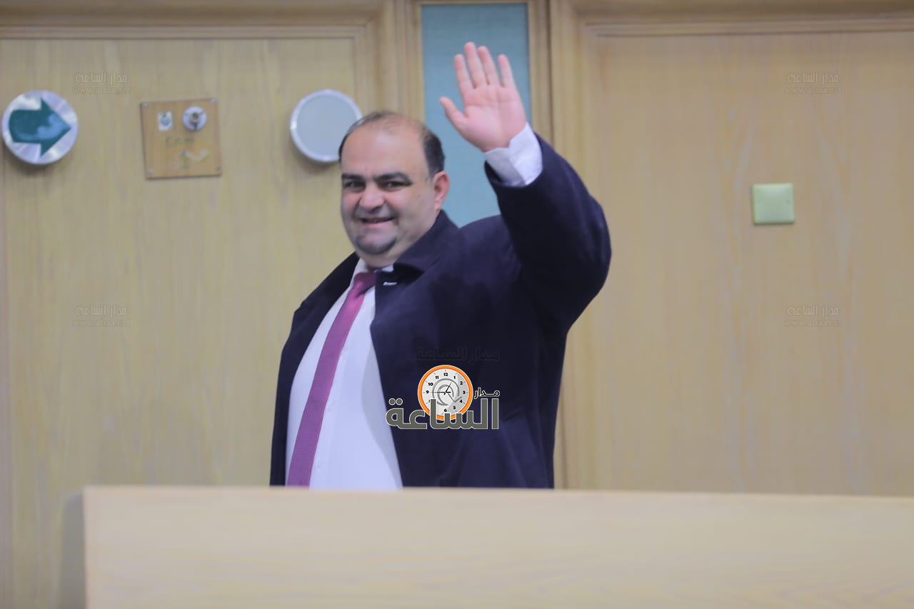 Madar Al-Saa Images 0.9122435476195092