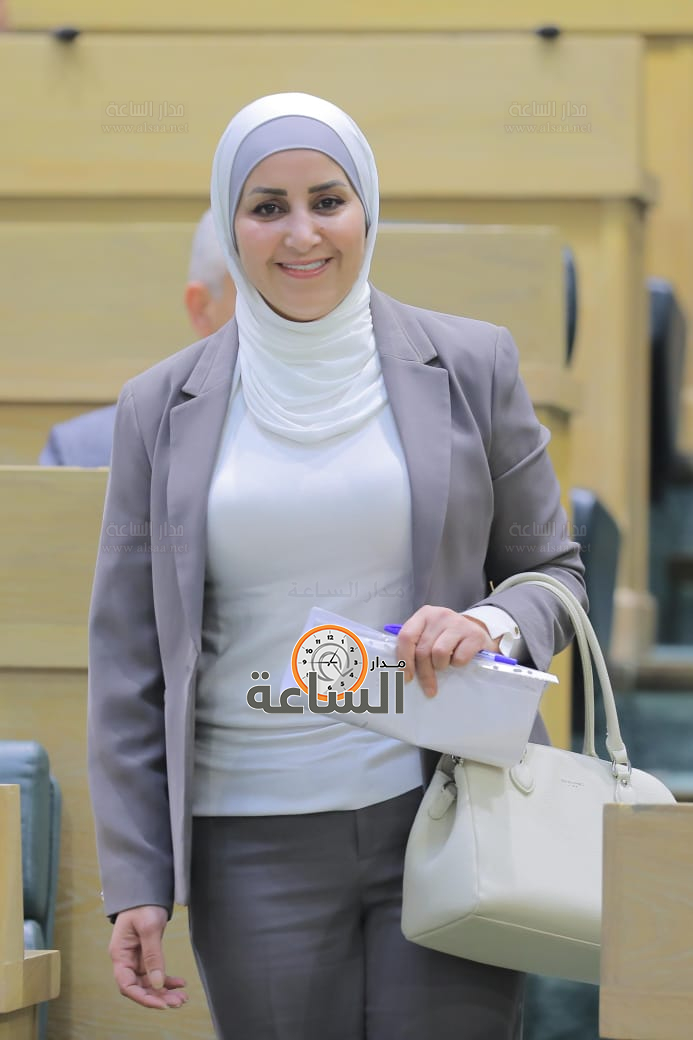 Madar Al-Saa Images 0.30048726435820416