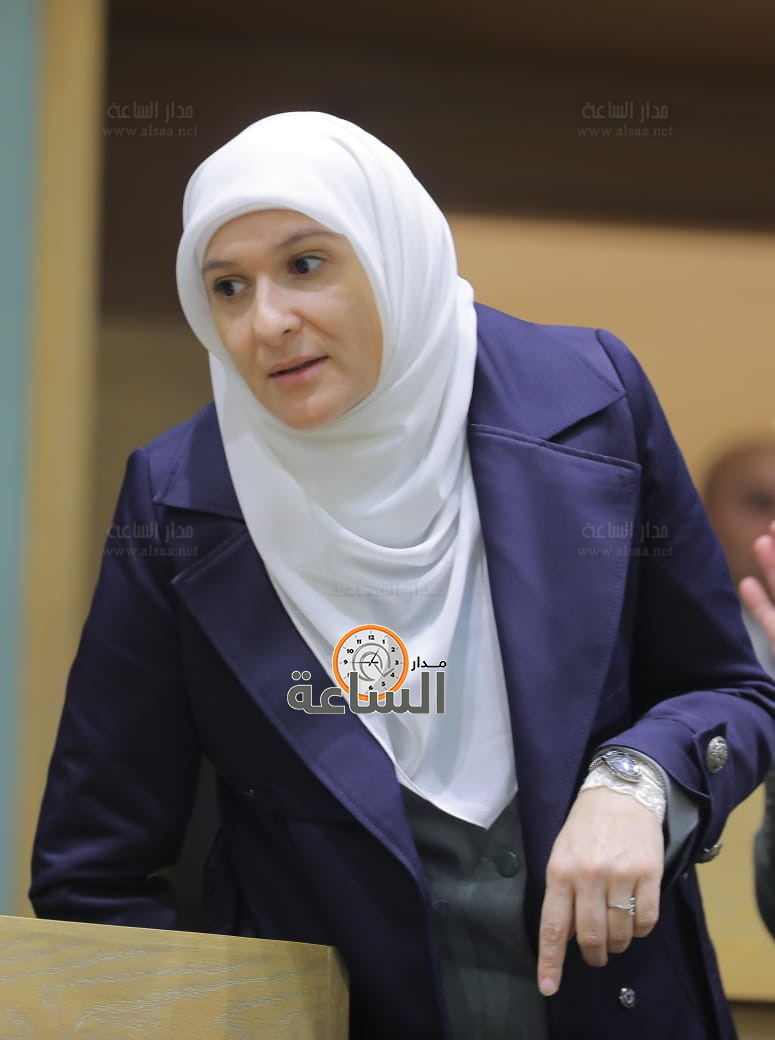 Madar Al-Saa Images 0.9867748867997799