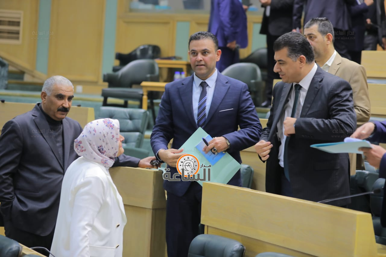 Madar Al-Saa Images 0.1925966780537276