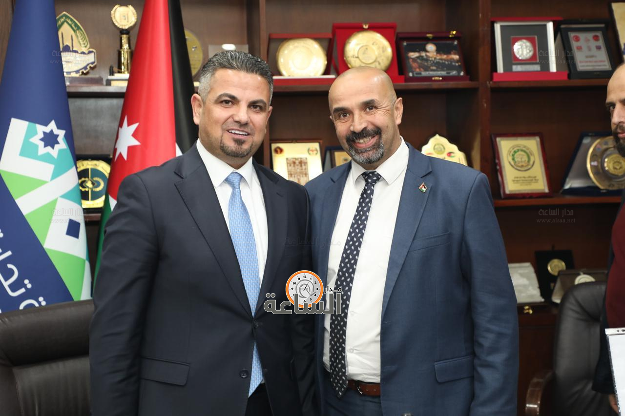 Madar Al-Saa Images 0.5476933576426566