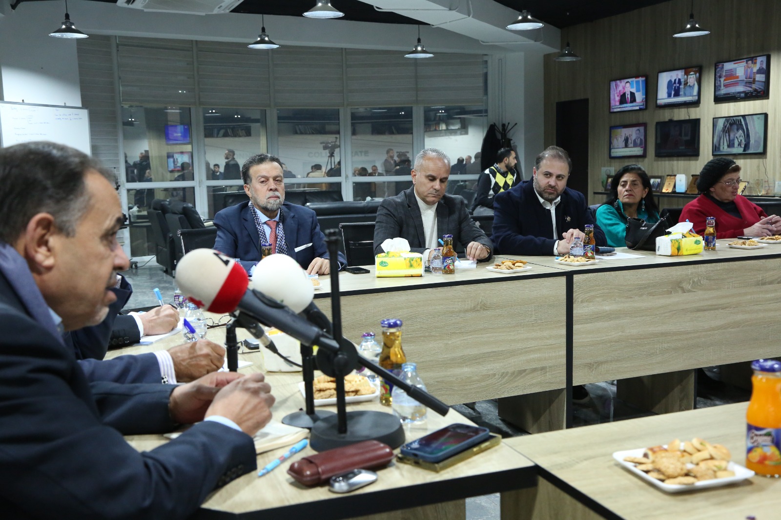 Madar Al-Saa Images 0.1088677332611423