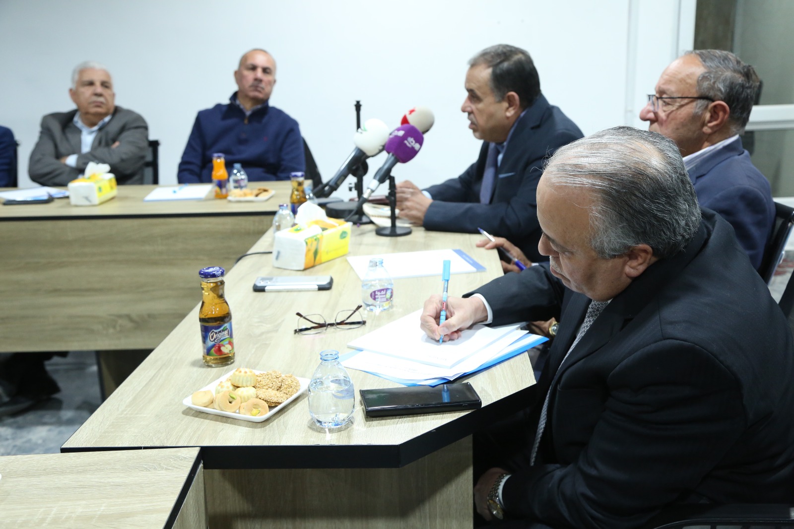 Madar Al-Saa Images 0.5625974546053187