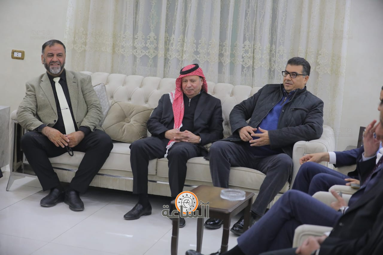 Madar Al-Saa Images 0.10000354734625128