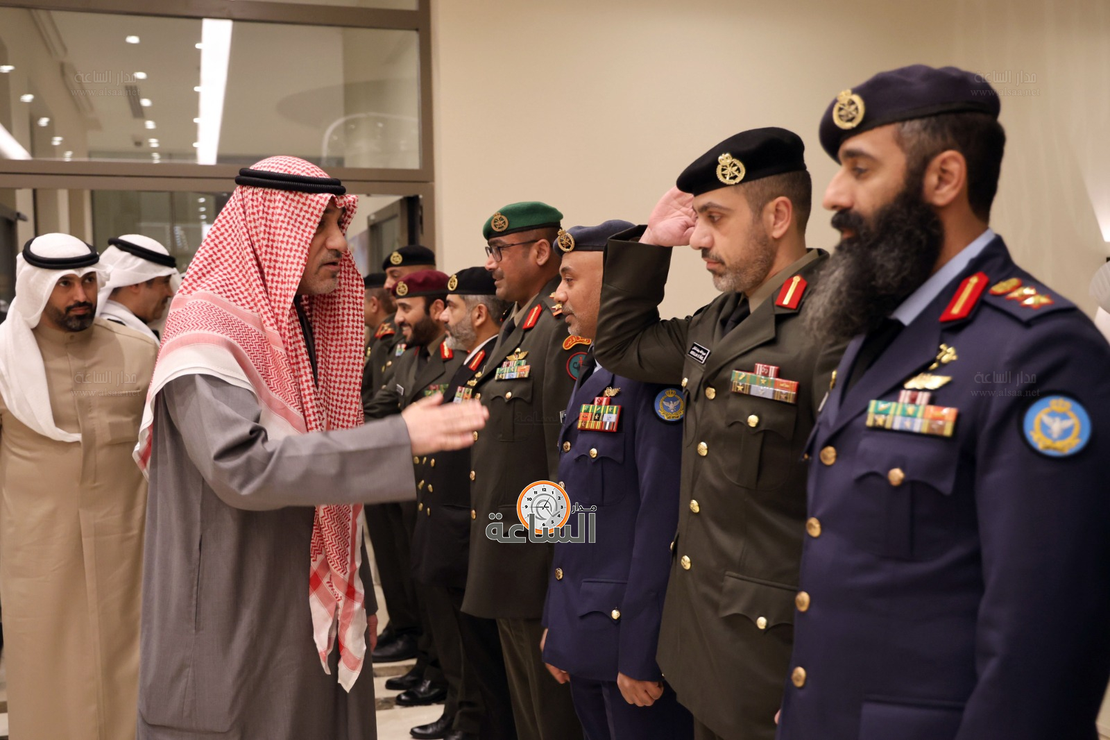 Madar Al-Saa Images 0.23773406007528974