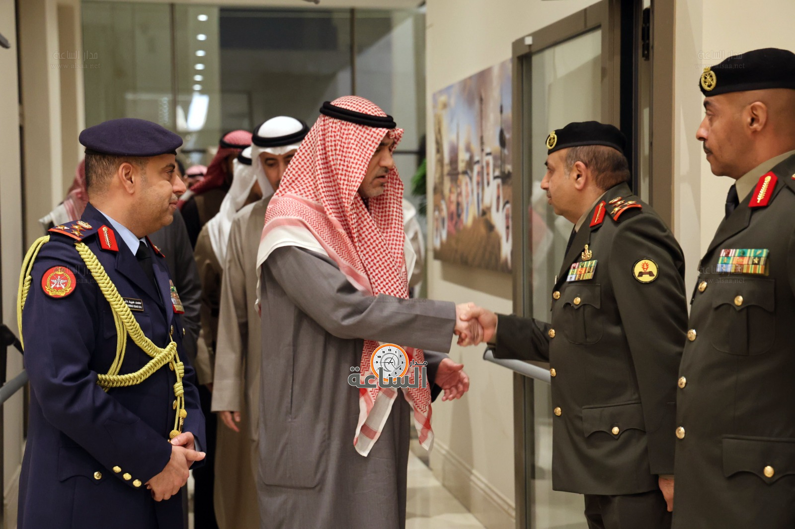 Madar Al-Saa Images 0.37289368710626714