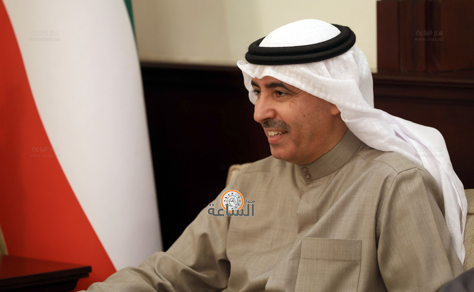 Madar Al-Saa Images 0.9883290442317365