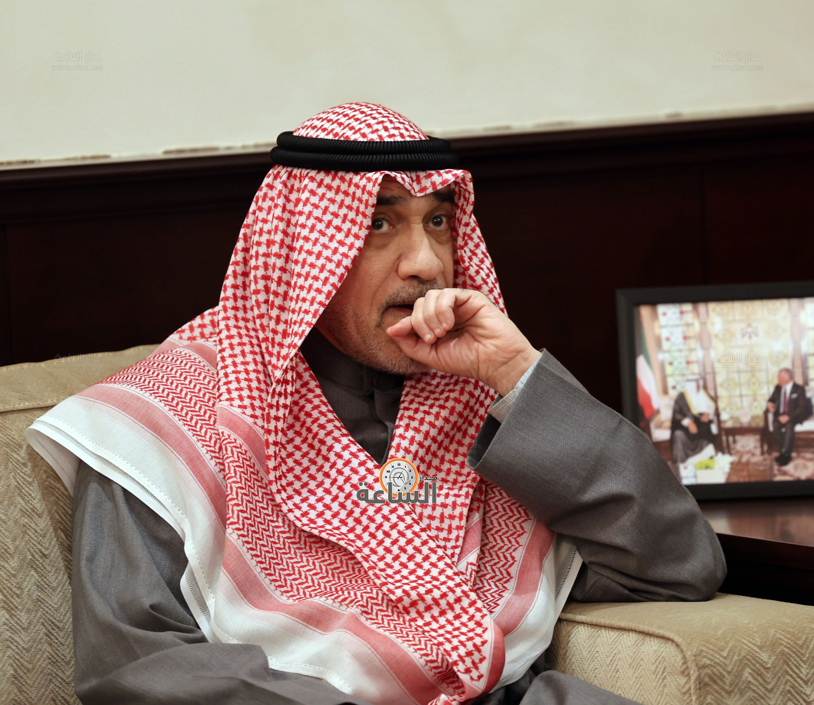 Madar Al-Saa Images 0.8059701064413916