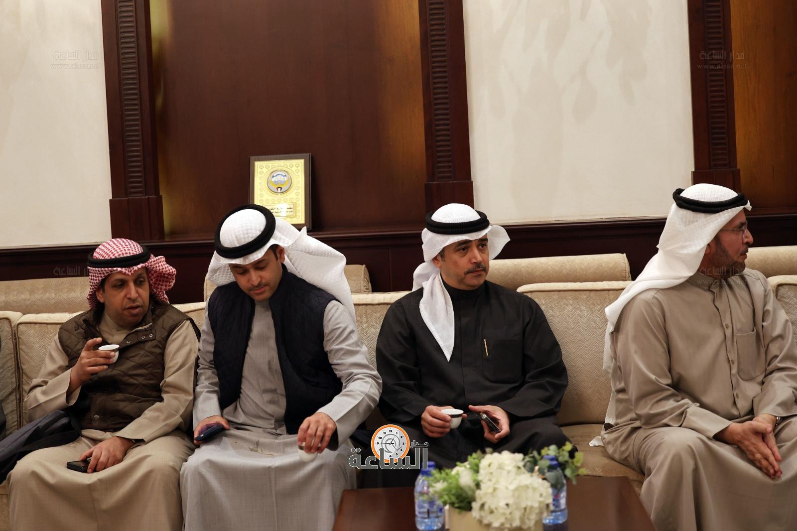 Madar Al-Saa Images 0.5138429981094412