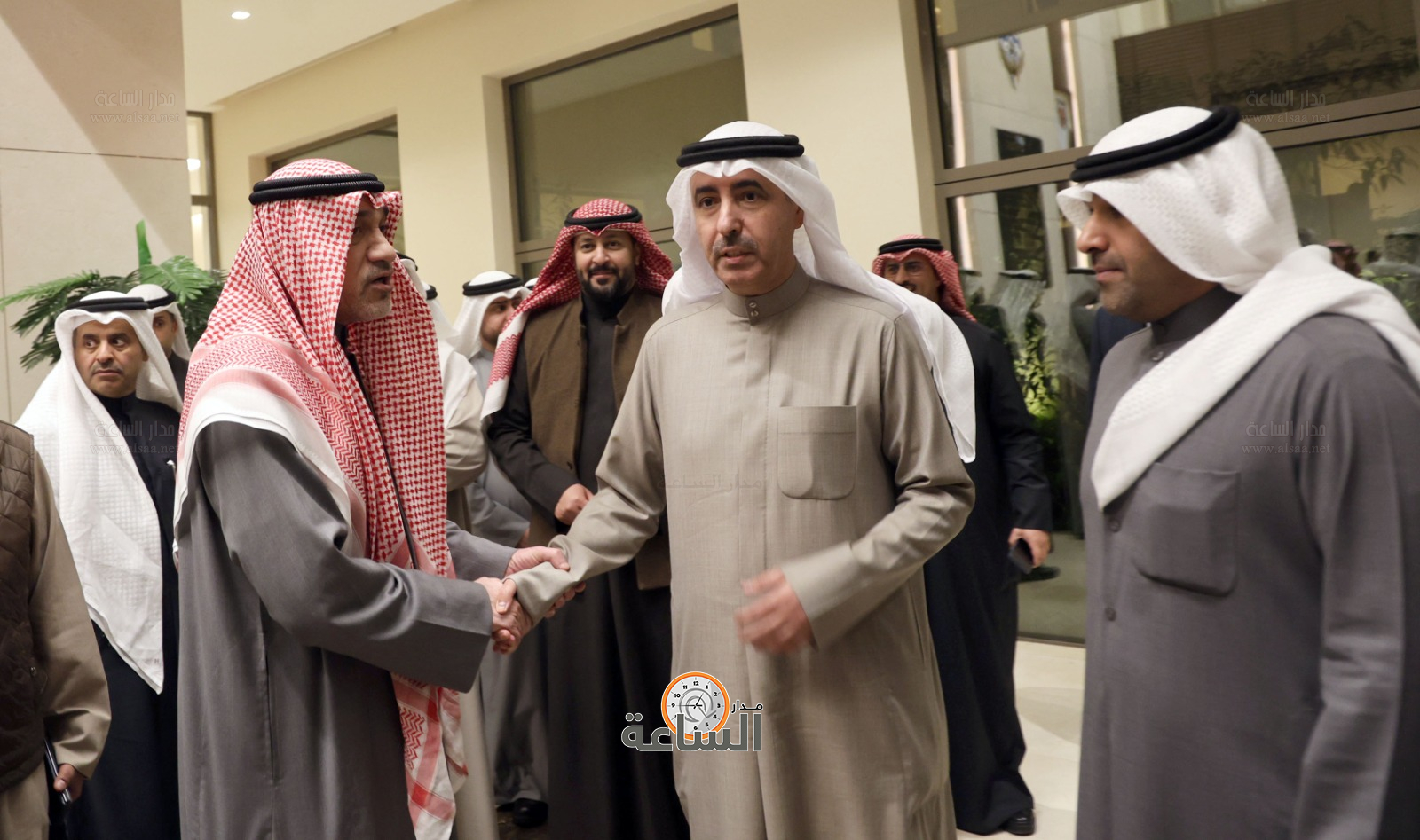 Madar Al-Saa Images 0.4401659117340062