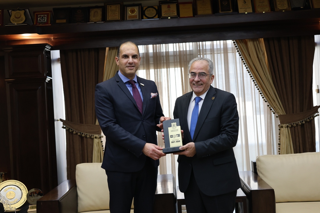 Madar Al-Saa Images 0.8296478682790451