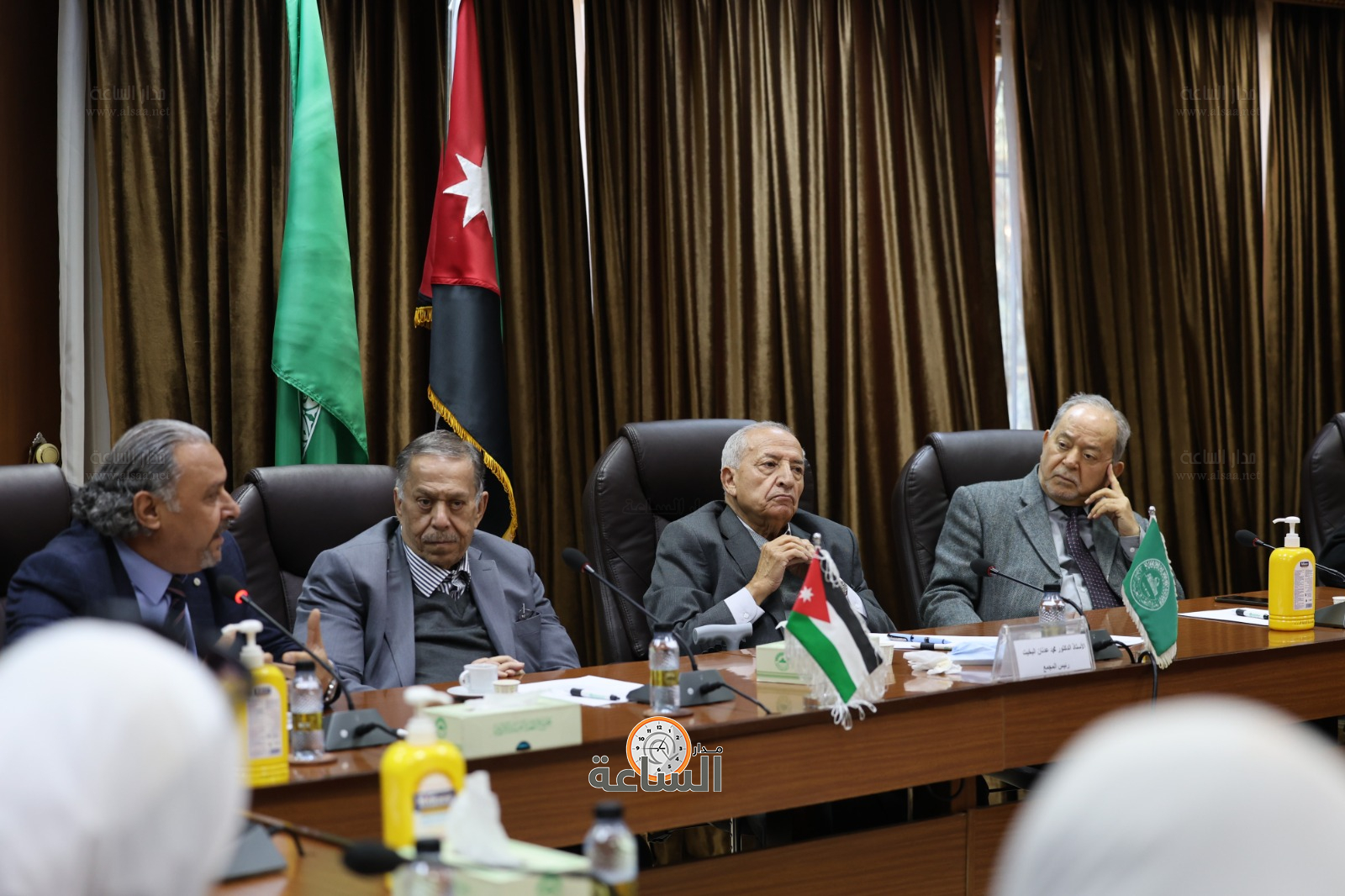 Madar Al-Saa Images 0.7086964418777215