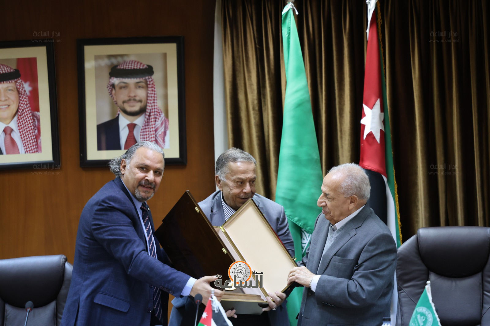 Madar Al-Saa Images 0.5538315747818285