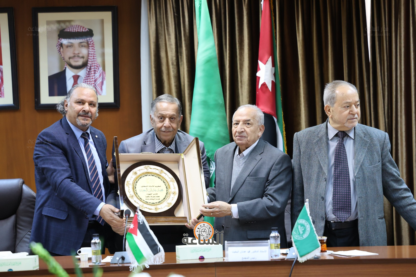 Madar Al-Saa Images 0.9303429001662022